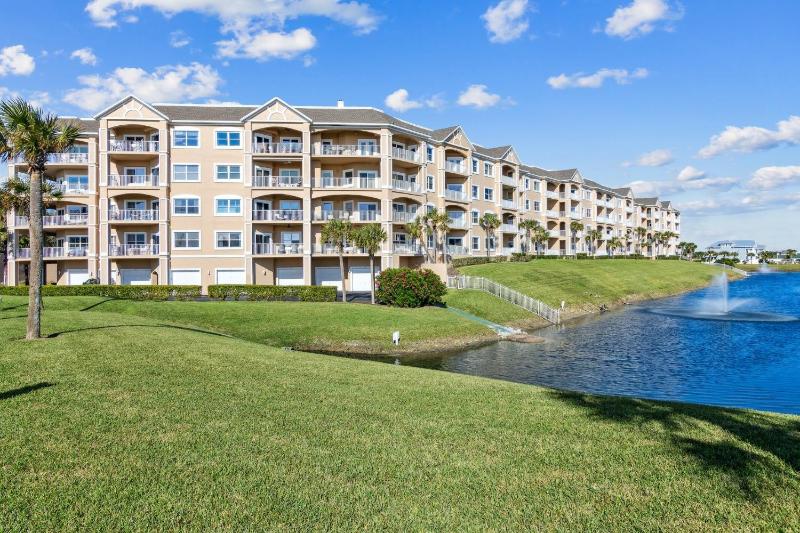 Spacious 3BR Condo by The Beach - Ocean Park - 106 - image 38