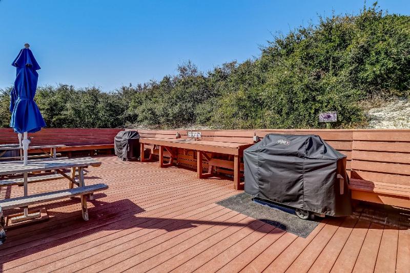 Spacious 3BR Condo by The Beach - Ocean Park - 106 - image 35