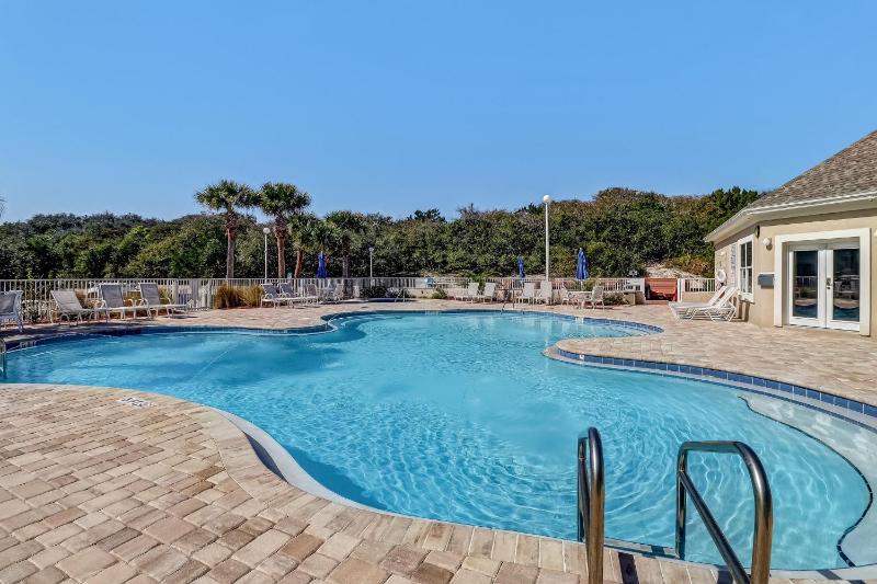 Sunshine Bliss at Fernandina Beach - Ocean View Pool Hot Tub - image 9