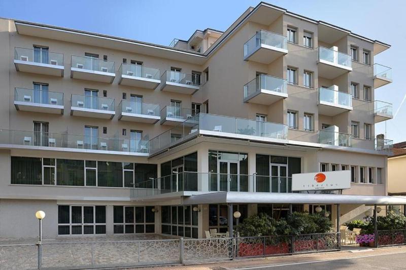 Hotel Tiberius - image 4