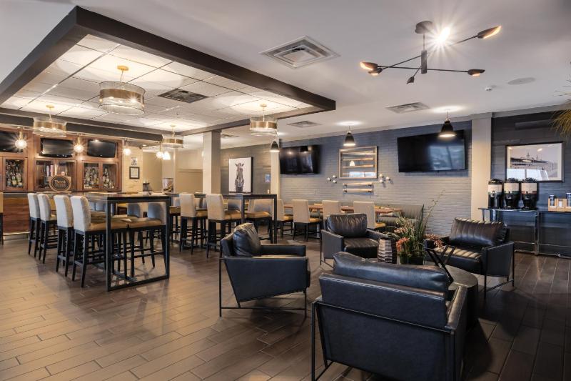Four Points By Sheraton Louisville Airport - image 40