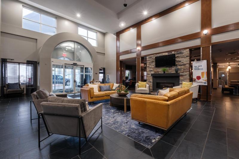 Four Points By Sheraton Louisville Airport - image 4