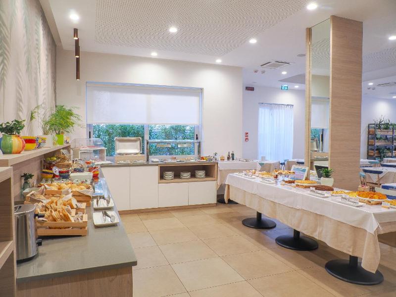 Hotel Angelo - image 10