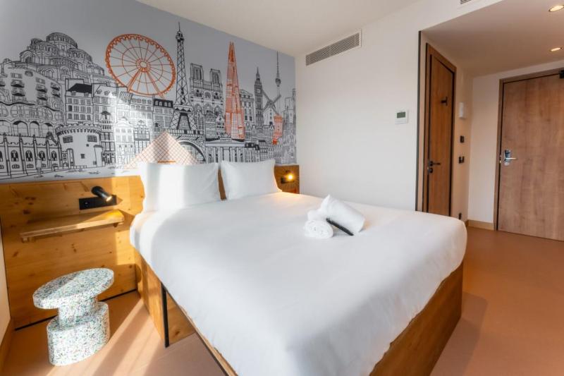 easyHotel Valencia Ciutat Vella - image 15