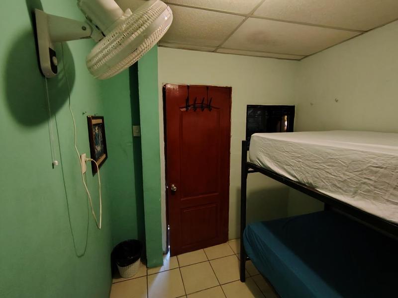 Rooms libertad habitación céntrica en San Salvador 2A - image 2