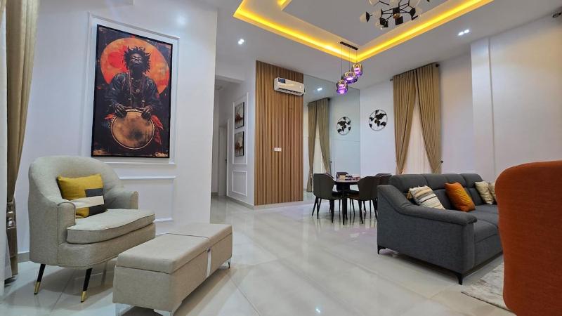 Premium Cozy Contemporary Space in Lekki Phase 1 - image 5