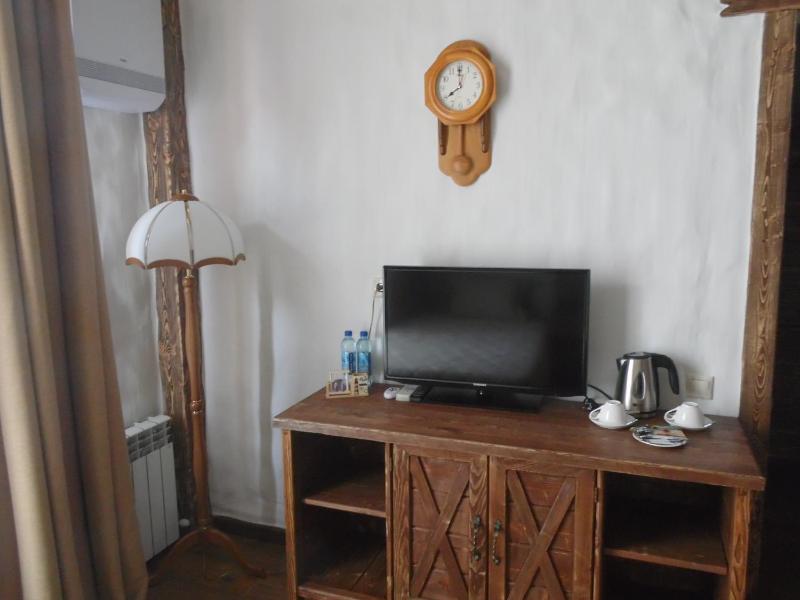 Deluxe Twin Room image 3