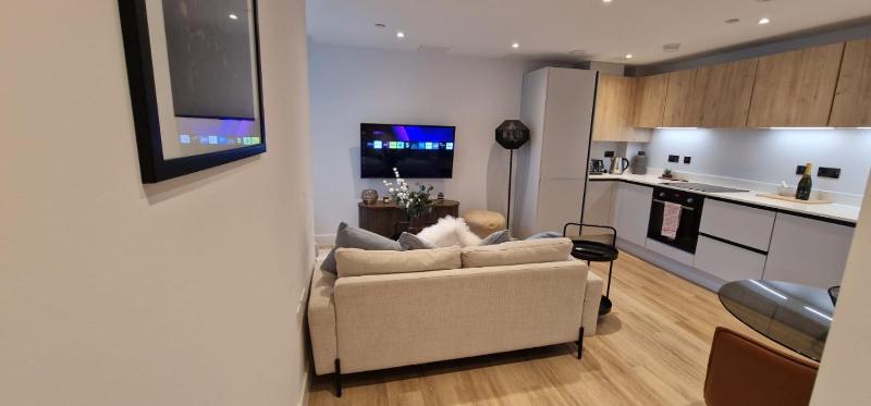 Open Mind Property - New Build 1 Bed with Free Parking - image 20