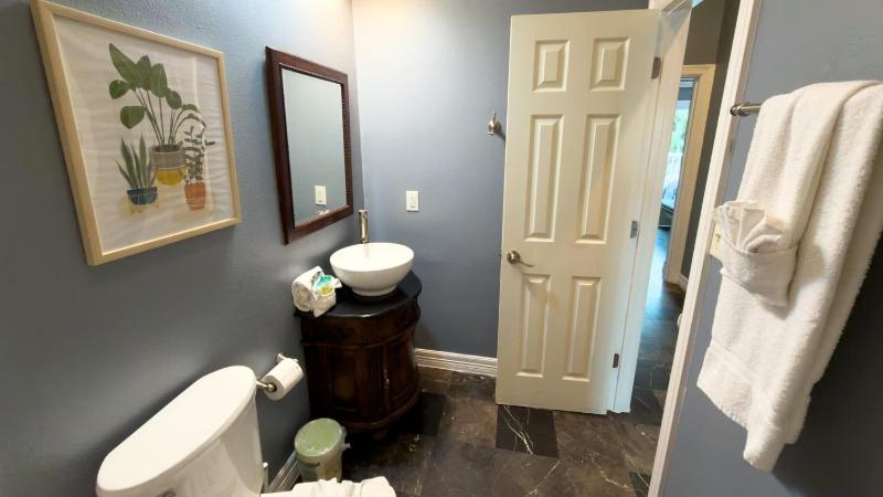 Priced Right Near Beach Well Equipped apts - image 10