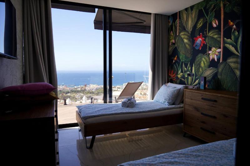 Luxury Oasis in Costa Adeje - image 18