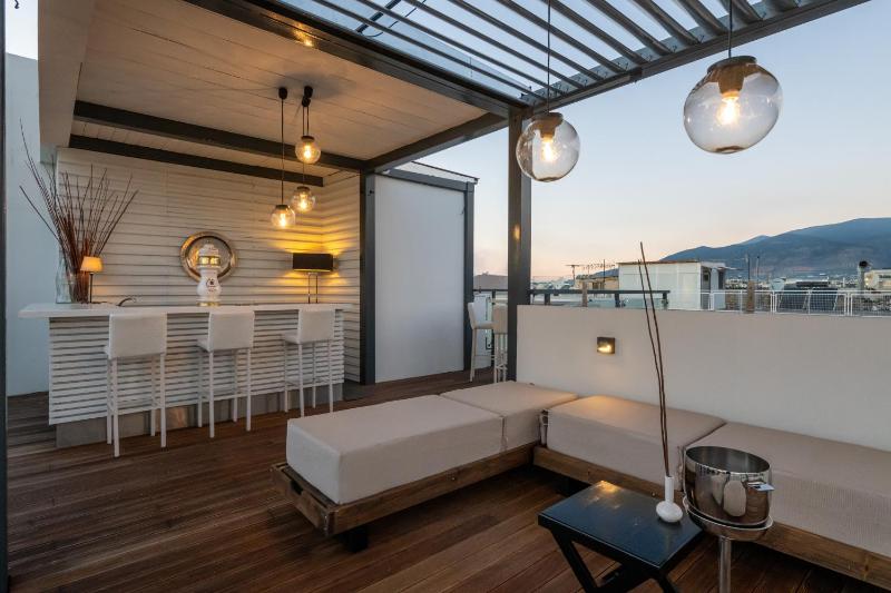 Elektra Roof Top Suite - image 28