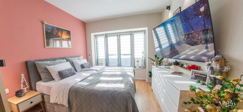 Iris Studio Apartment - image 1