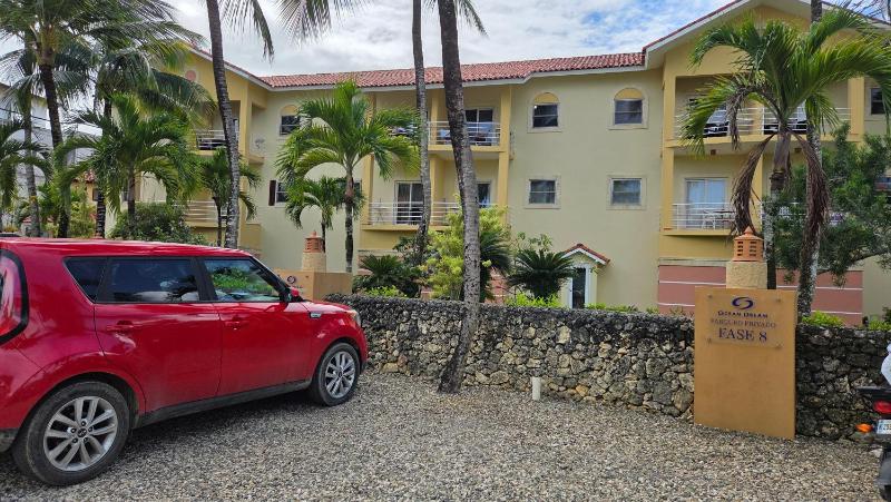 Ocean Dream top floor Studio with balcony - image 8