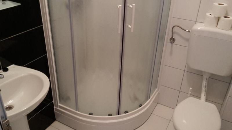 Double or Twin Room with Private Bathroom image 3