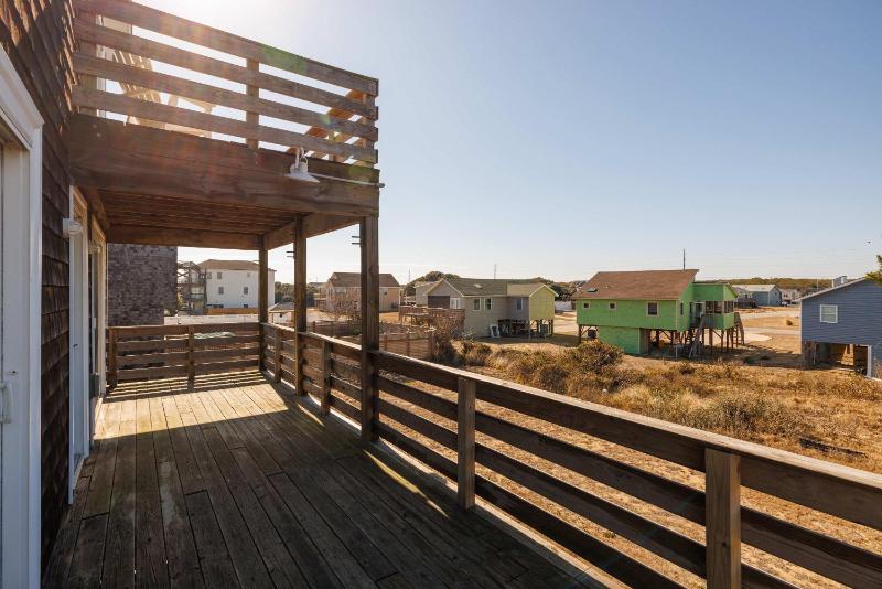 Spacious KDH Getaway with Views Near Beach & Shops - image 17