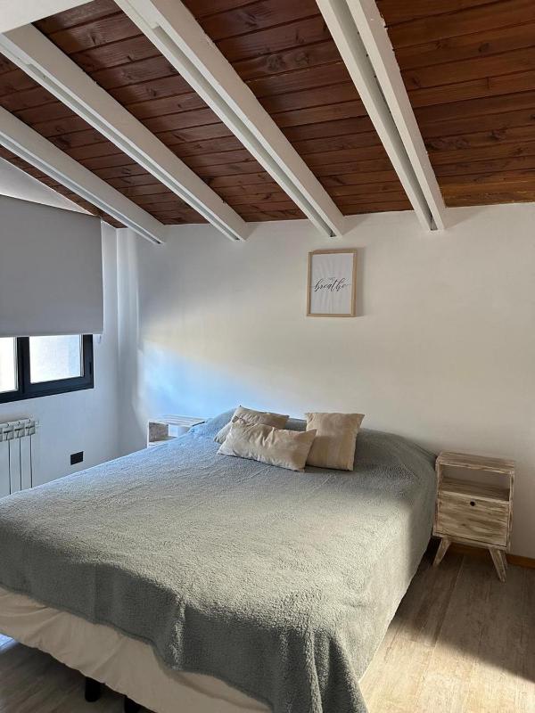 Apartamento hasta 4 personas con jardin parrilla y estacionamiento gratuito Ubicado cerca de la ciudad y a 20 minutos del cerro Catedral - image 14