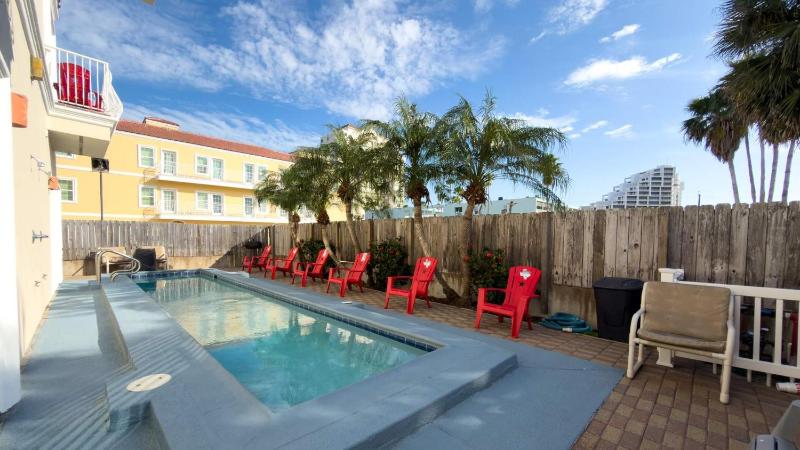 1st Floor Pool Affordable Near Beach apts - image 40