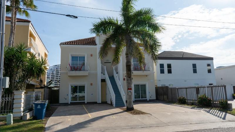 100 Steps to Beach Great Value Pool apts - image 35