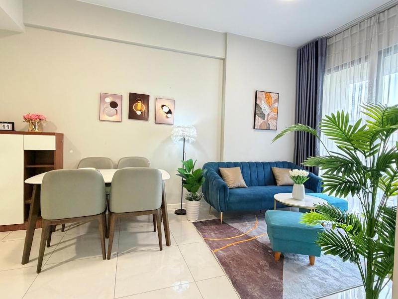 Corner Apartment with Cozy & Relaxing Vibe - image 8