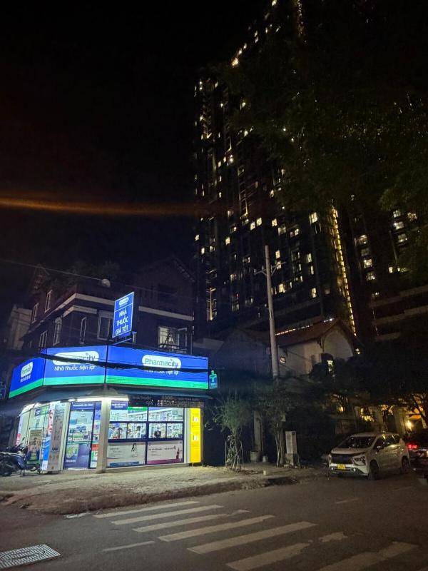 Corner Apartment with Cozy & Relaxing Vibe - image 12