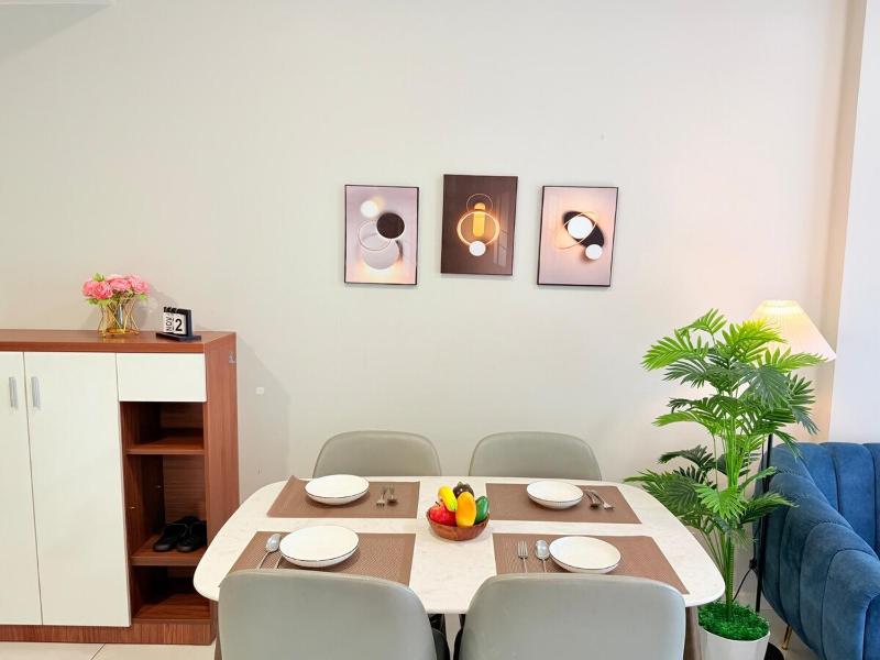 Corner Apartment with Cozy & Relaxing Vibe - image 15