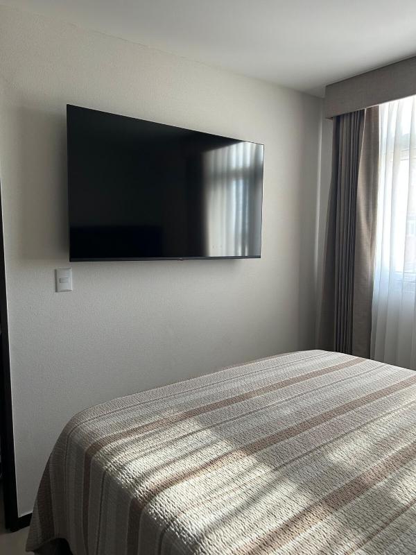 Apartamento en zona 11 Ciudad Guatemala Cerca de Miraflores - image 14