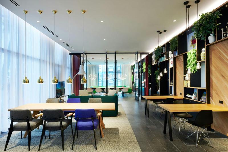 citizenM Chicago Downtown - image 13
