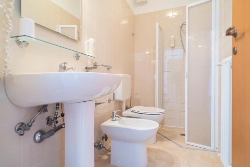 One-Bedroom Apartment - 3 Pax image 2