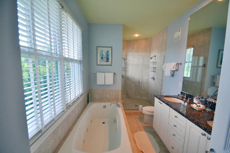 Pineapple Point Guesthouse & Resort - Gay Men's Resort - image 17