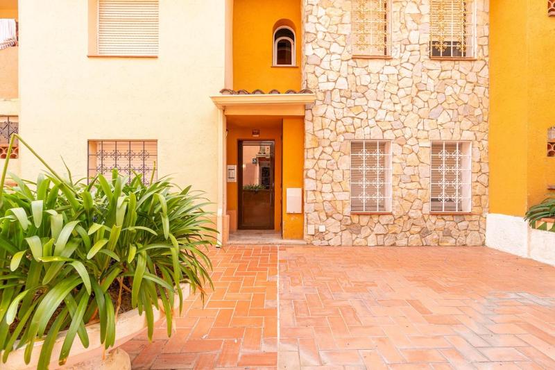 1002 Precioso apartamento a 250 m de la playa by homeselectspain - image 30