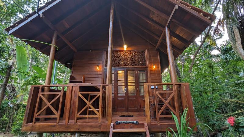Abraham Beach House - image 33