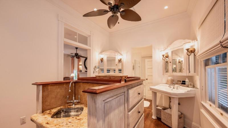 The Admirals Estate by Last Key Realty - image 9