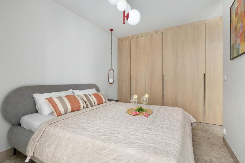 Unique Studio with Parking Space and Swimming Pool by Noclegi Renters - image 10