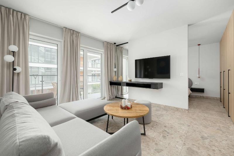 Unique Studio with Parking Space and Swimming Pool by Noclegi Renters - image 2