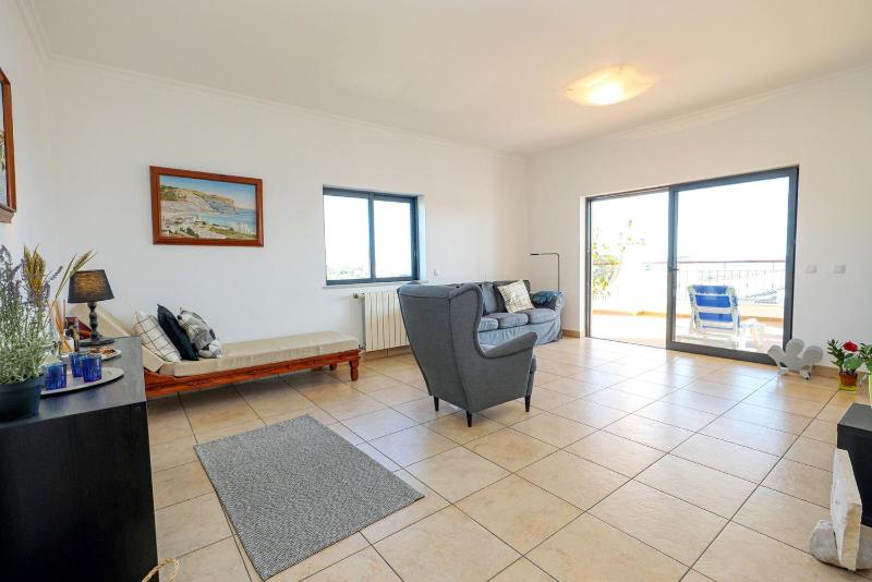 B80 - Gideon Albasol 2 Bed Apartment in Lagos - image 32