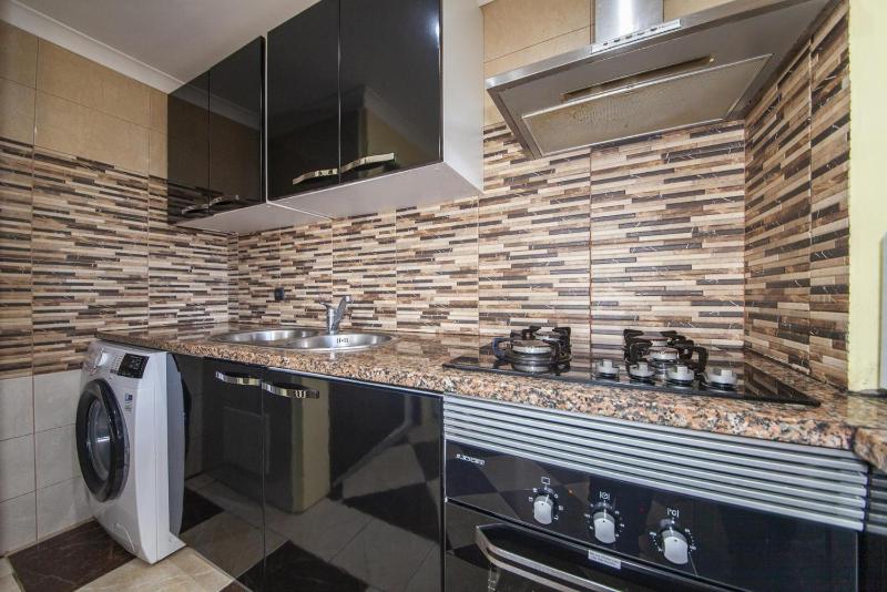 B47 - Walkway Beach View Apartment - image 17