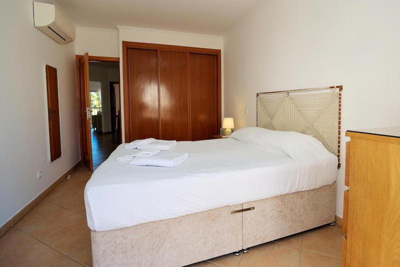 B95 - Casa Melo Apartment in Praia da Luz - image 19
