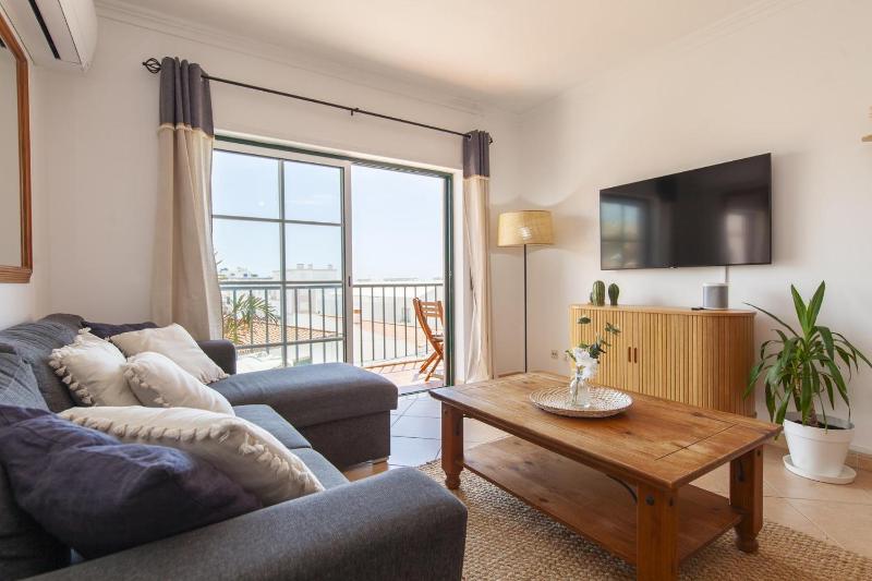 B73 - Luz Sun Holiday Apartment - image 45
