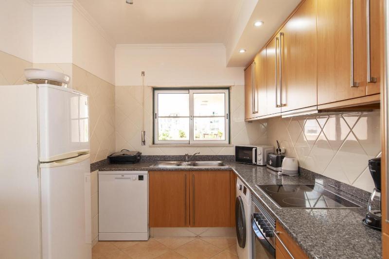 B73 - Luz Sun Holiday Apartment - image 44