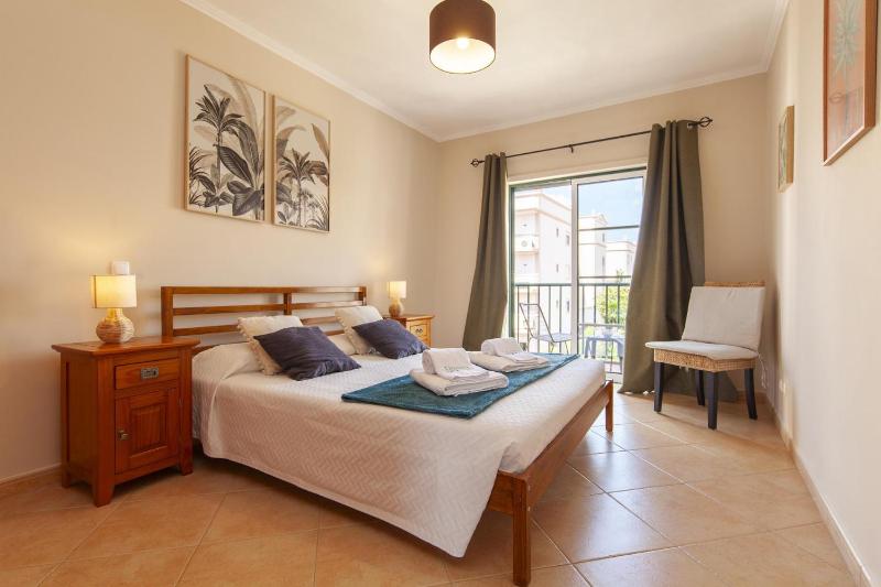 B73 - Luz Sun Holiday Apartment - image 49