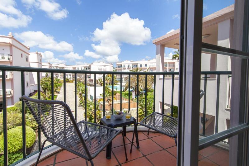 B73 - Luz Sun Holiday Apartment - image 14