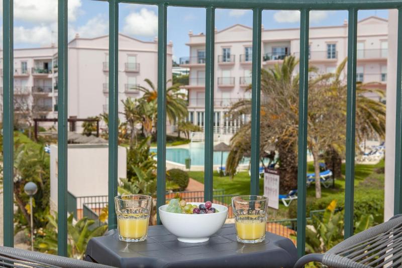 B73 - Luz Sun Holiday Apartment - image 5