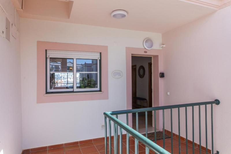 B73 - Luz Sun Holiday Apartment - image 12