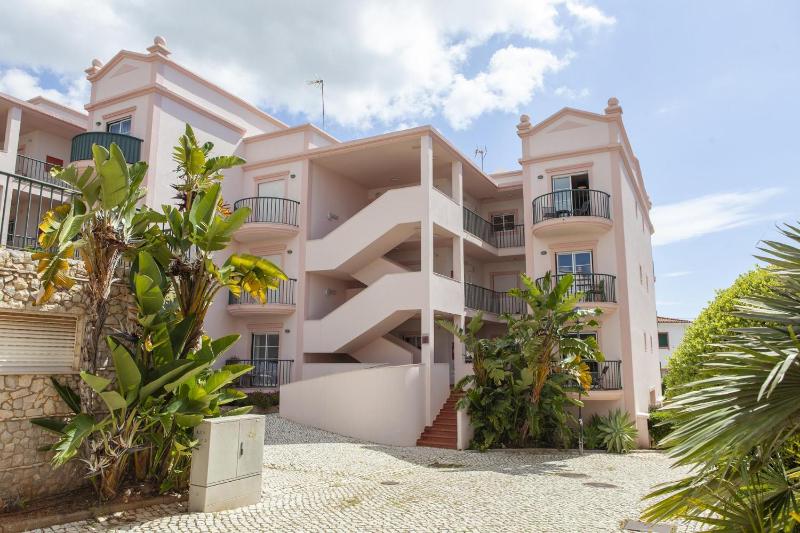 B73 - Luz Sun Holiday Apartment - image 18
