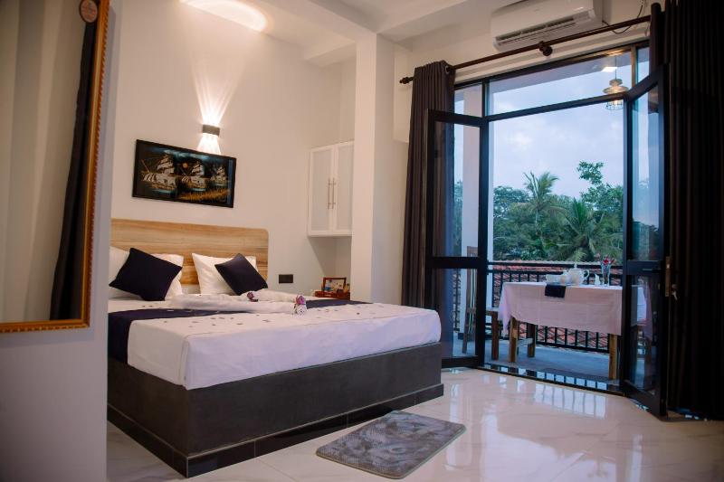 Seaside Serenity Resort - image 1