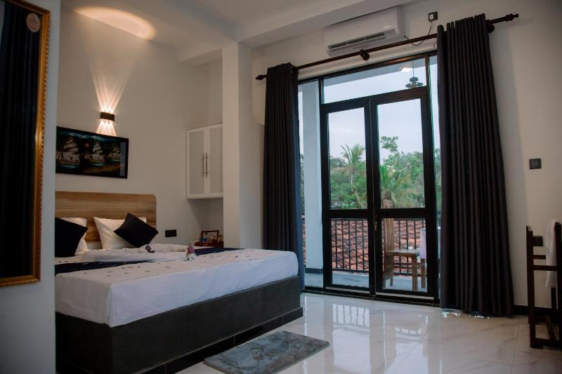 Seaside Serenity Resort - image 11
