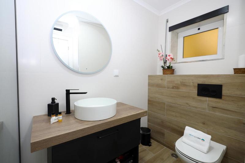 B11 - Beach Way Apartment - image 34