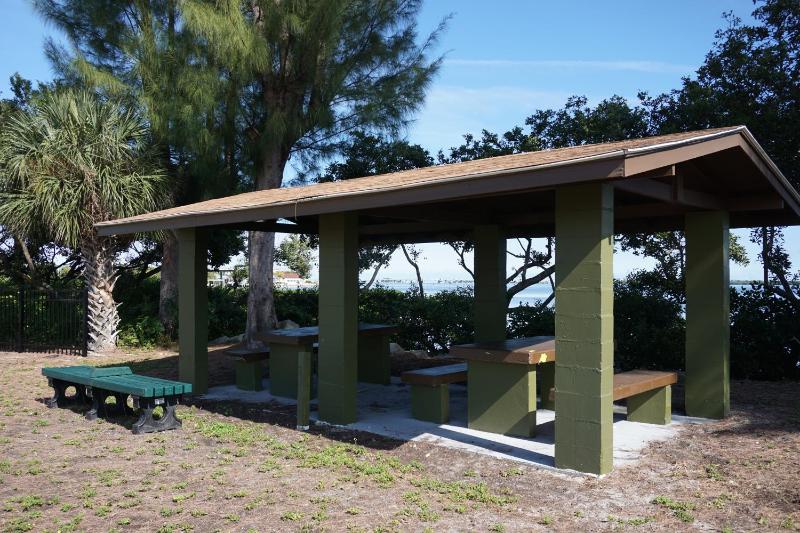 Anna Maria Island Tree House Pet Friendly! - image 21