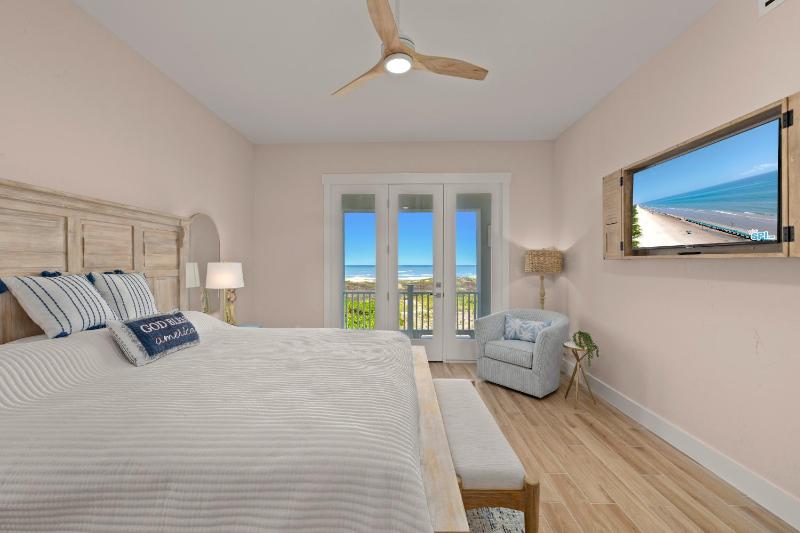 8242 Breakers Blvd home - image 27