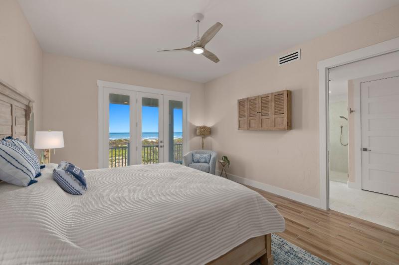 8242 Breakers Blvd home - image 39